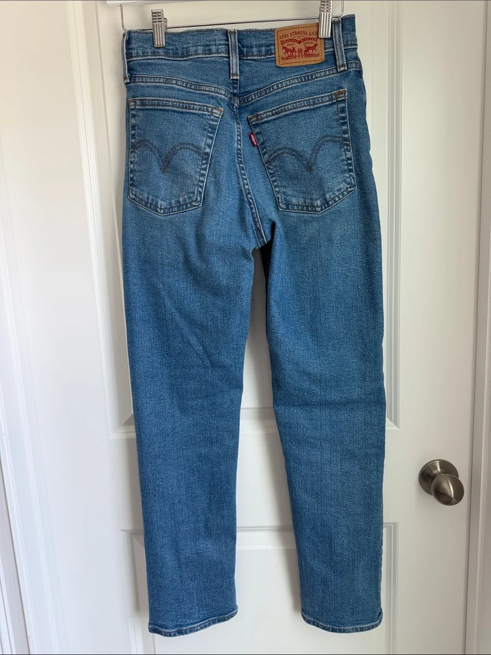 LEVI’S Wedgie Straight Denim Jeans